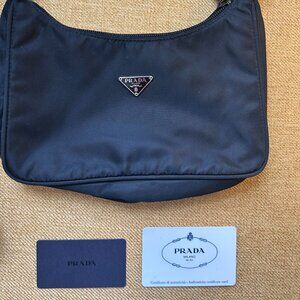PRADA Petite Prada Tessuro Sport Bag handbag.